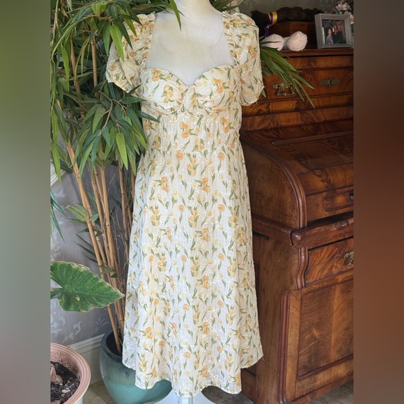 Windsor ladies puffy short sleeve maxi dress, padded bra under wire lined large - Picture 6 of 9
